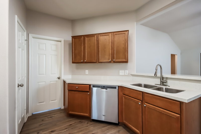 1,985/Mo, 2516 Hallmark Oak St Spring, TX 77386 Kitchen View 2