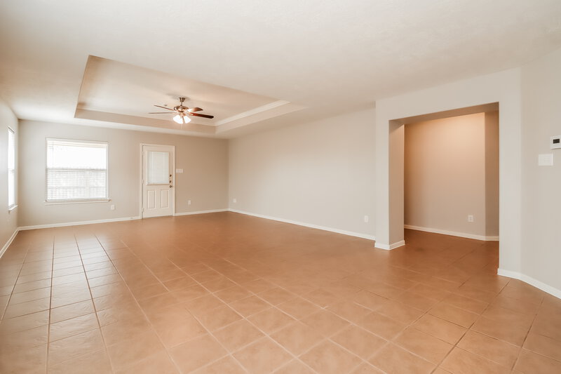 2,540/Mo, 21619 Kingston Terrace Ln Spring, TX 77379 Living Room View