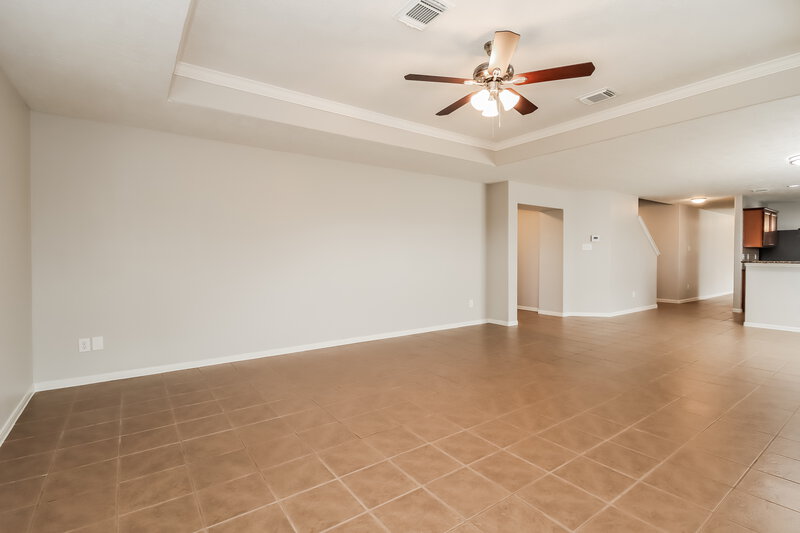 2,540/Mo, 21619 Kingston Terrace Ln Spring, TX 77379 Living Room View 2