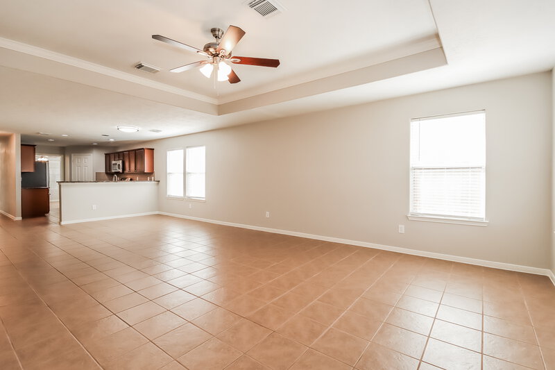 2,540/Mo, 21619 Kingston Terrace Ln Spring, TX 77379 Living Room View 3