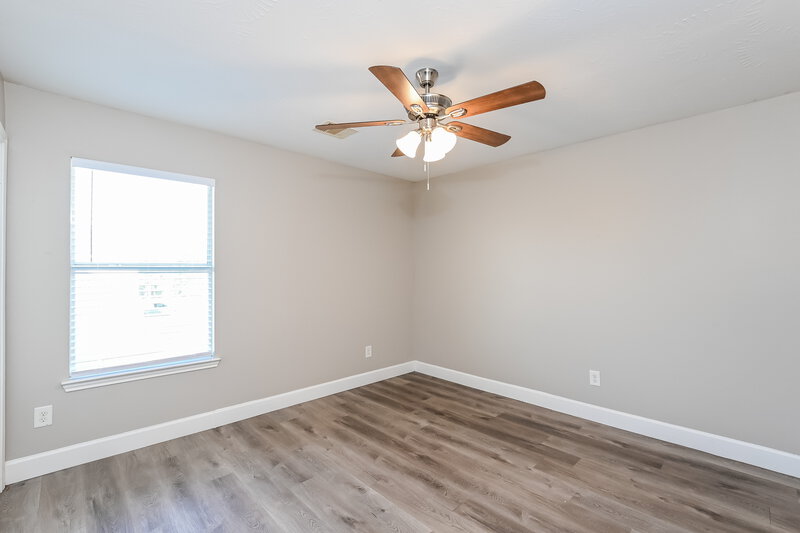1,800/Mo, 21446 Wilona Way Houston, TX 77073 Main Bedroom View
