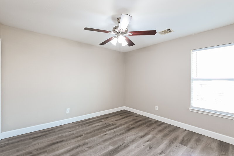 1,800/Mo, 21446 Wilona Way Houston, TX 77073 Bedroom View