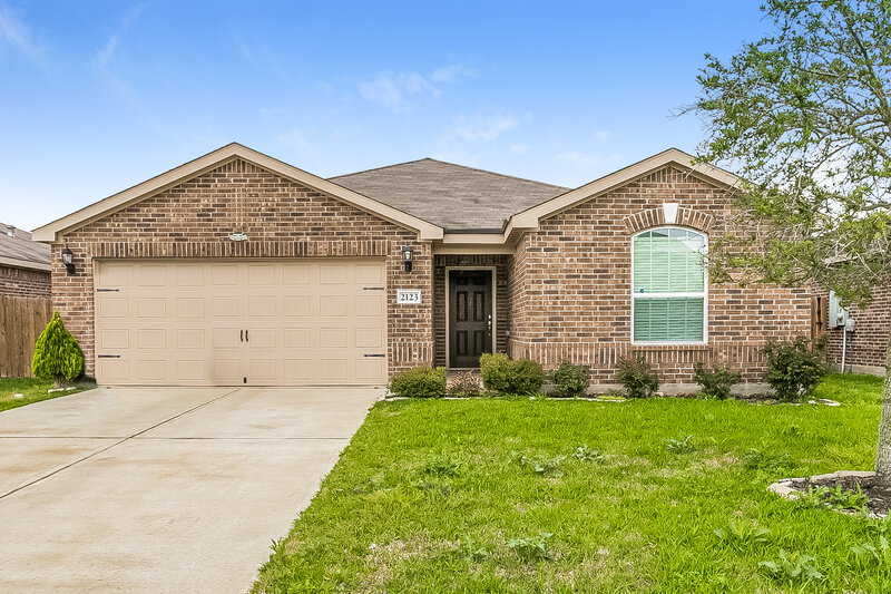 2,080/Mo, 2123 Beach Bluff Rd Rosenberg, TX 77469 External View