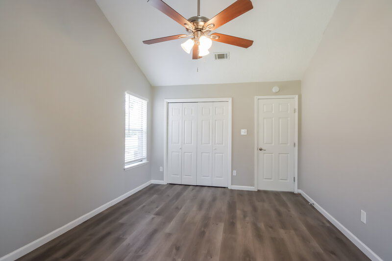 1,840/Mo, 510 Sea Anchor Way Crosby, TX 77532 Main Bedroom View