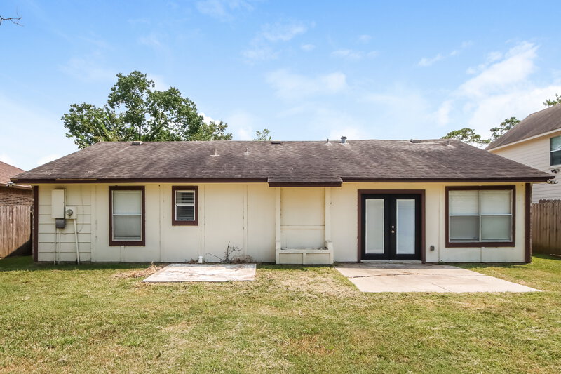 1,840/Mo, 510 Sea Anchor Way Crosby, TX 77532 Rear View