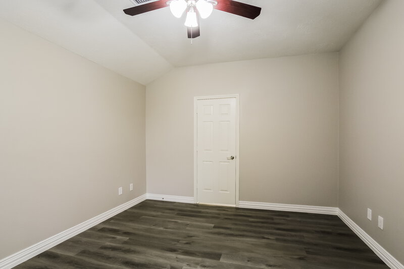 1,815/Mo, 18627 Timbers Edge Dr Humble, TX 77346 Main Bedroom View 2