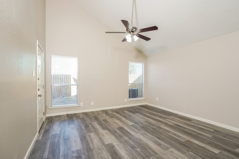 1,775/Mo, 8726 E Rylander Cir Houston, TX 77071 Main Bedroom View