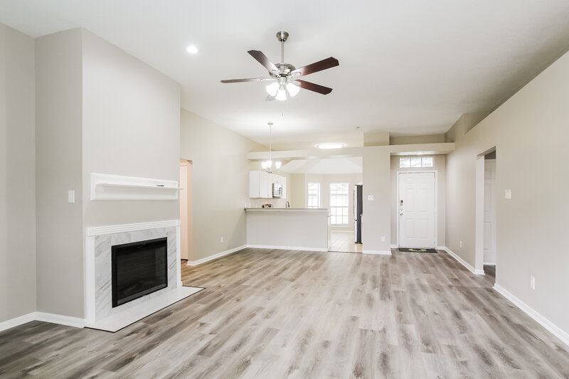 3,270/Mo, 31142 N Head Dr Spring, TX 77386 Living Room View 2