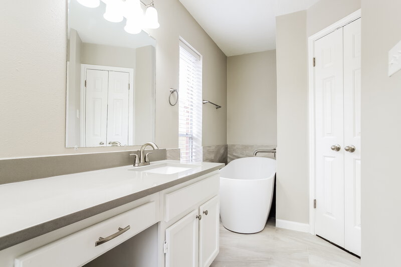 3,270/Mo, 31142 N Head Dr Spring, TX 77386 Main Bathroom View