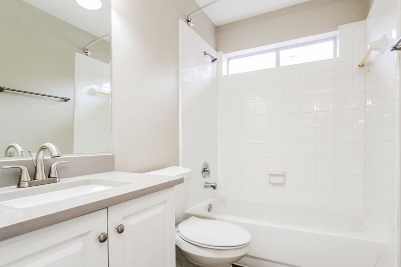 3,270/Mo, 31142 N Head Dr Spring, TX 77386 Bathroom View