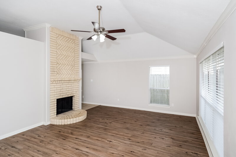 2,045/Mo, 4906 Temple Bell Dr Spring, TX 77388 Living Room View