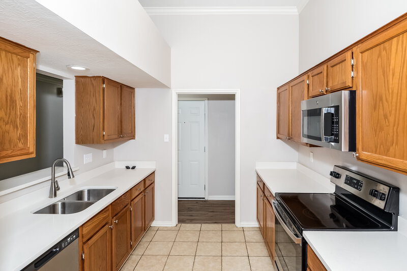 2,045/Mo, 4906 Temple Bell Dr Spring, TX 77388 Kitchen View 2
