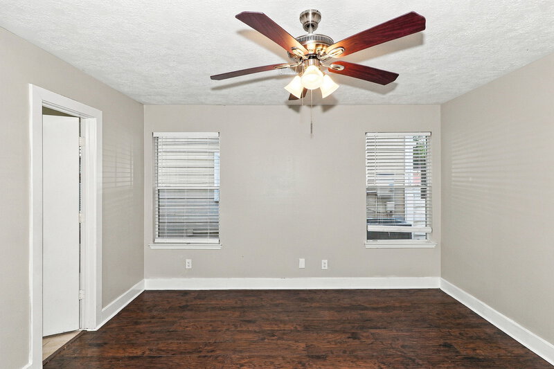 0/Mo, 15819 E Park Ct Houston, TX 77082 Primary Bedroom View