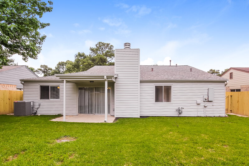 1,875/Mo, 2411 Summer Spring Dr Spring, TX 77373 Rear View