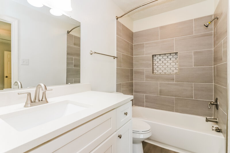 1,545/Mo, 4515 Quailgate Dr Spring, TX 77373 Bathroom View