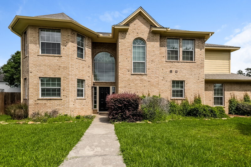 2,155/Mo, 993 Oak Lynn Dr Willis, TX 77378 External View