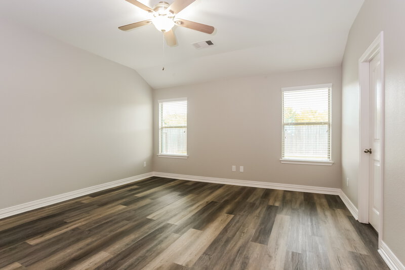 1,955/Mo, 1618 Mustang Canyon Way Houston, TX 77049 Main Bedroom View