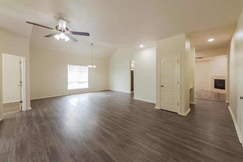 1,955/Mo, 6115 Oak Bay Dr Houston, TX 77091 Misc View