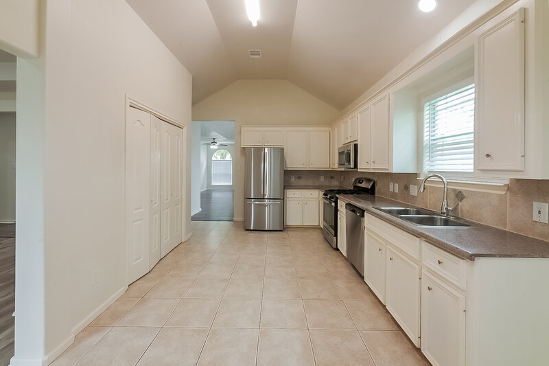1,955/Mo, 6115 Oak Bay Dr Houston, TX 77091 Misc View 4