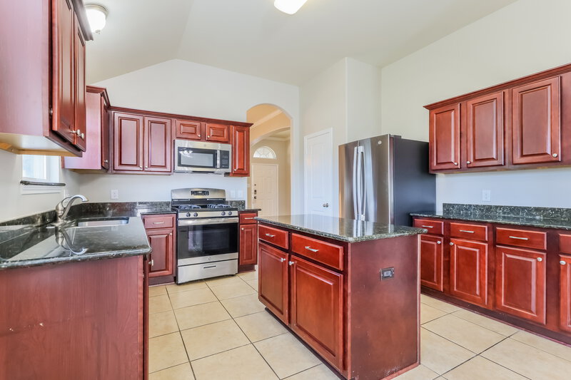 1,805/Mo, 1110 Shadow Glenn Dr Conroe, TX 77301 Kitchen View