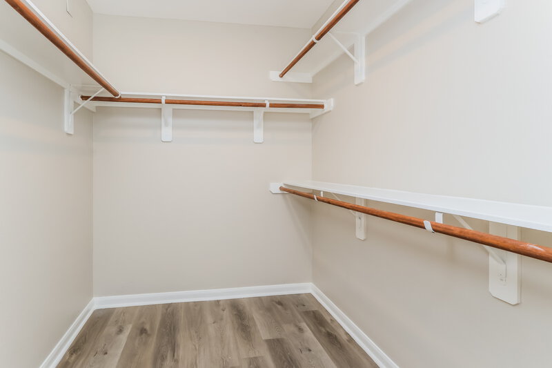 1,805/Mo, 1110 Shadow Glenn Dr Conroe, TX 77301 Walk In Closet View