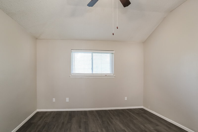 1,935/Mo, 9723 Orangevale Dr Spring, TX 77379 Main Bedroom View