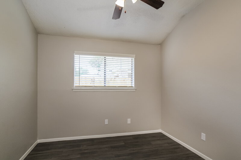 1,935/Mo, 9723 Orangevale Dr Spring, TX 77379 Bedroom View