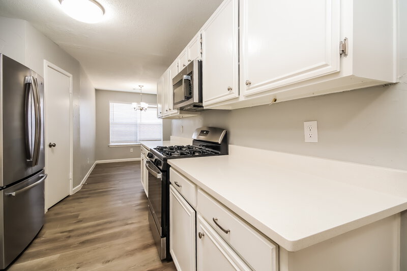 2,460/Mo, 5519 Rivertree Ln Spring, TX 77379 Kitchen View 2