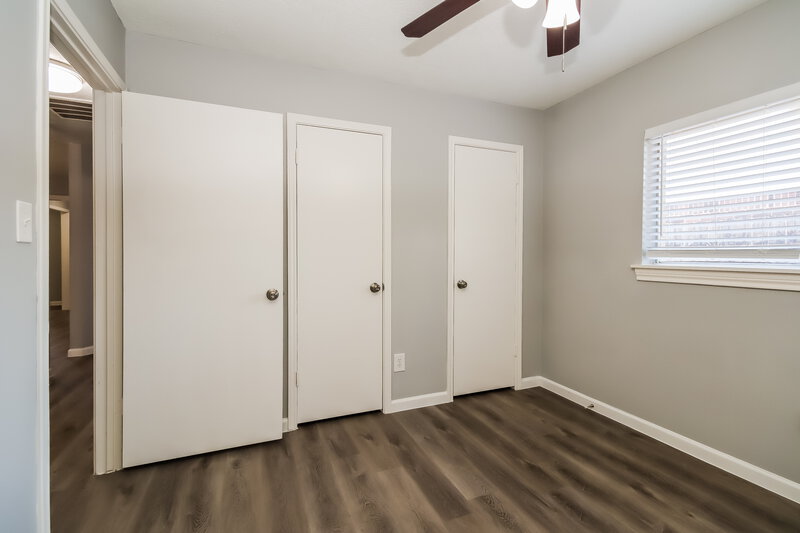 2,460/Mo, 5519 Rivertree Ln Spring, TX 77379 Bedroom View 2