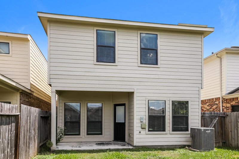 2,095/Mo, 6623 Sharpstone Creek Ln Houston, TX 77084 Rear View