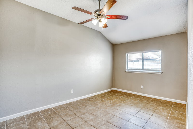 1,860/Mo, 15118 Loma Paseo Dr Houston, TX 77083 Bedroom View 2
