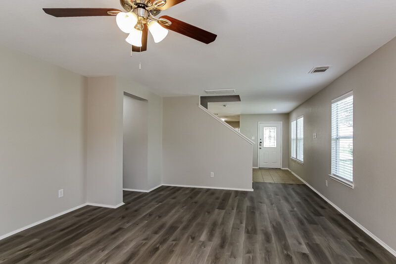 2,385/Mo, 6527 Winter Mountain Ln Spring, TX 77379 Living Room View 2