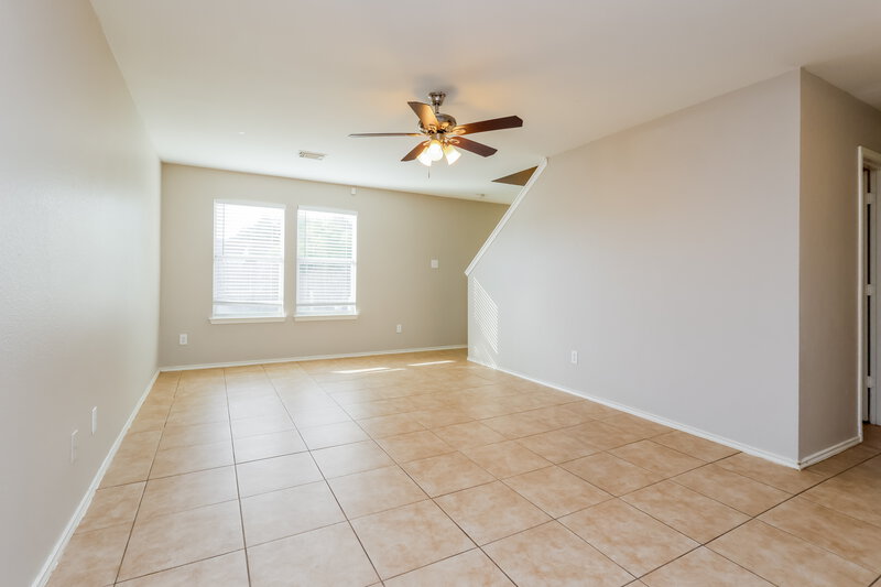 1,560/Mo, 7219 Rising Brook Dr Cypress, TX 77433 Living Room View 2