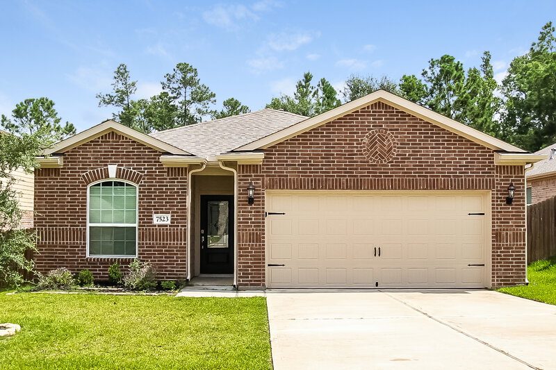 2,035/Mo, 7523 Fettle Ln Conroe, TX 77304 External View