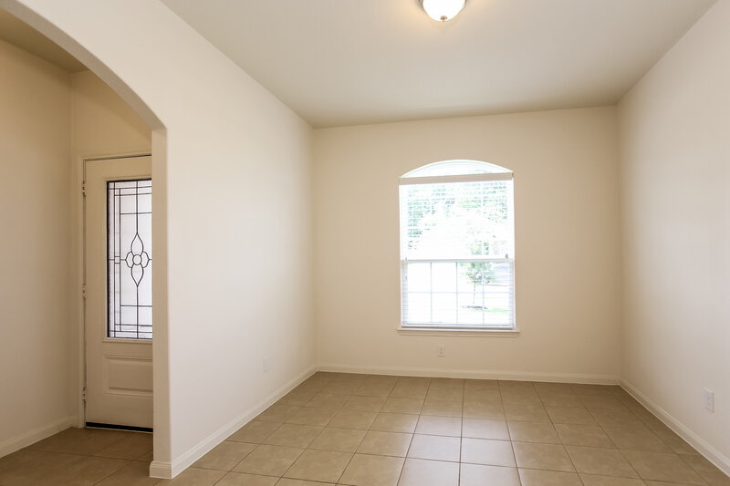 2,035/Mo, 7523 Fettle Ln Conroe, TX 77304 Dining Room View