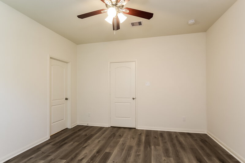 2,035/Mo, 7523 Fettle Ln Conroe, TX 77304 Main Bedroom View 2