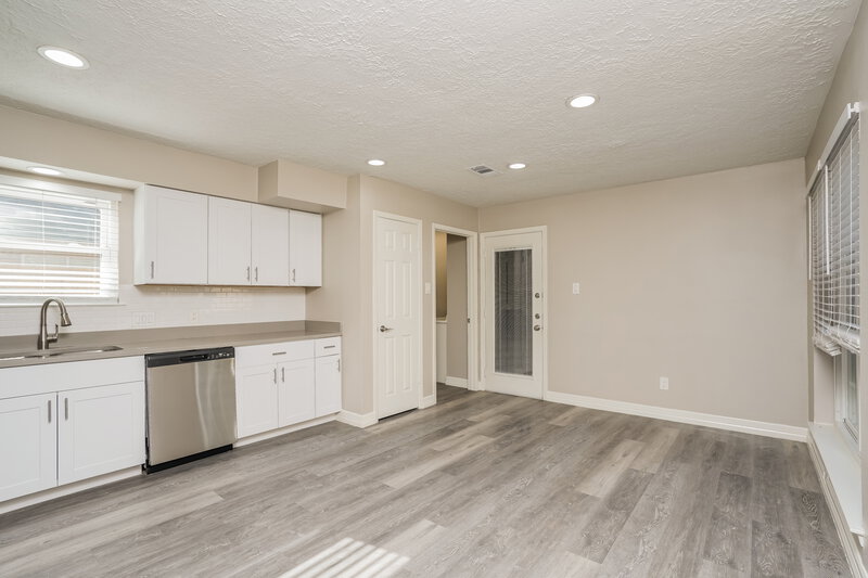 1,875/Mo, 3514 Glenwood Springs Dr Kingwood, TX 77345 Breakfast Nook View