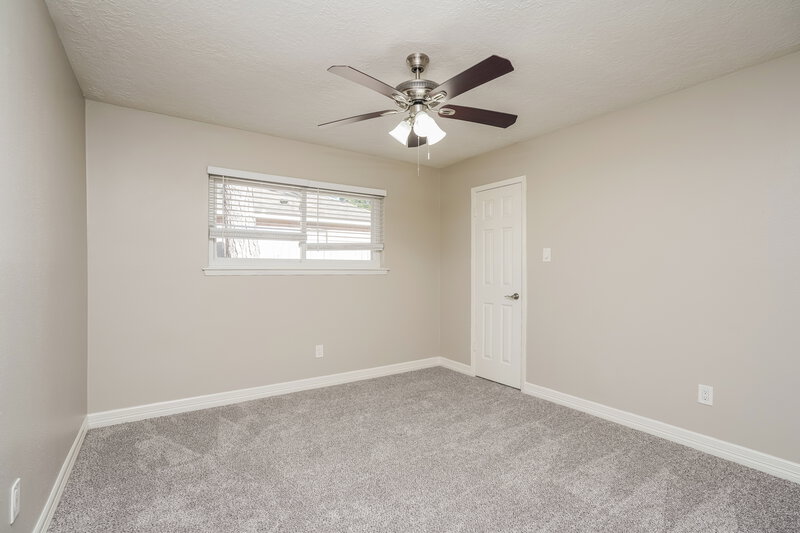 1,875/Mo, 3514 Glenwood Springs Dr Kingwood, TX 77345 Bedroom View