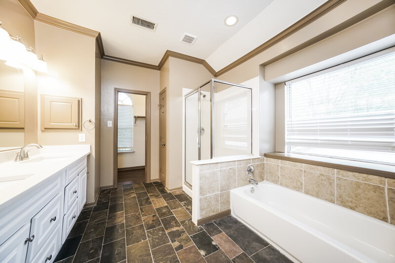 2,425/Mo, 130 Wimberly Way Conroe, TX 77385 Misc View 12