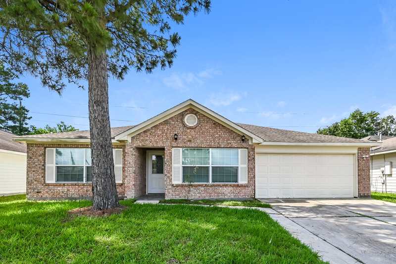 1,875/Mo, 7923 Fall Glen Dr Houston, TX 77040 External View