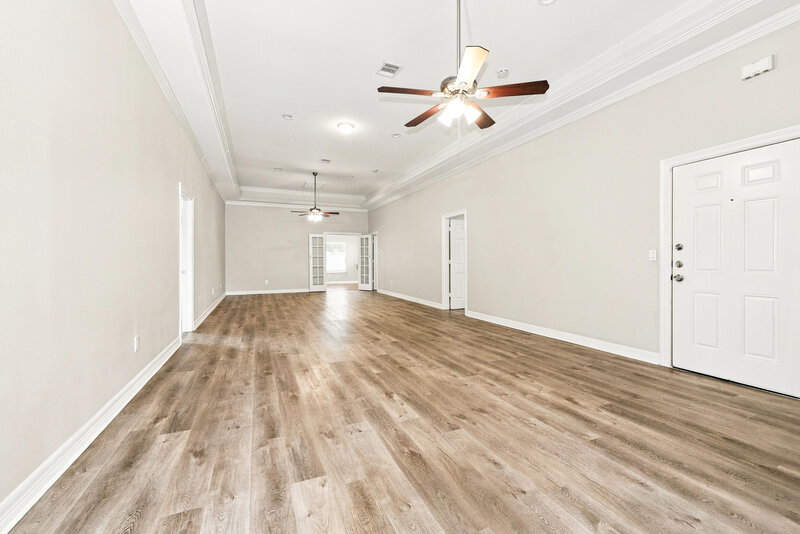2,180/Mo, 7923 Fall Glen Dr Houston, TX 77040 Living Room View