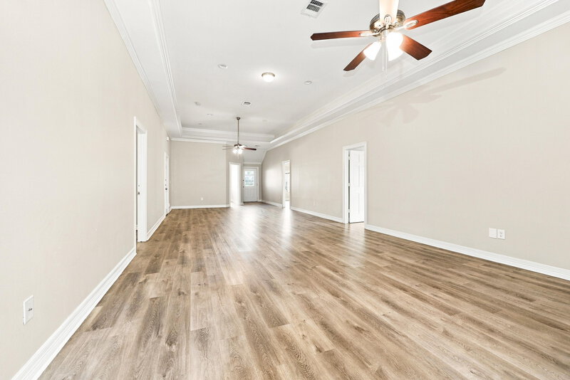 2,180/Mo, 7923 Fall Glen Dr Houston, TX 77040 Living Room View 2