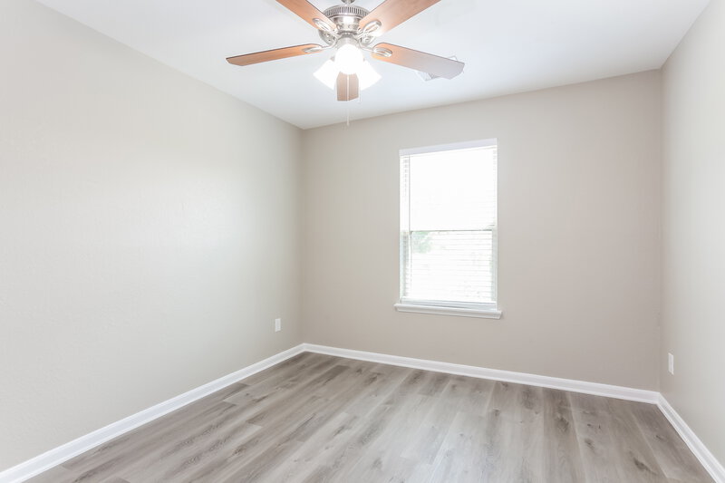 2,020/Mo, 21627 Mossey Pines Ct Humble, TX 77338 Bedroom View 3