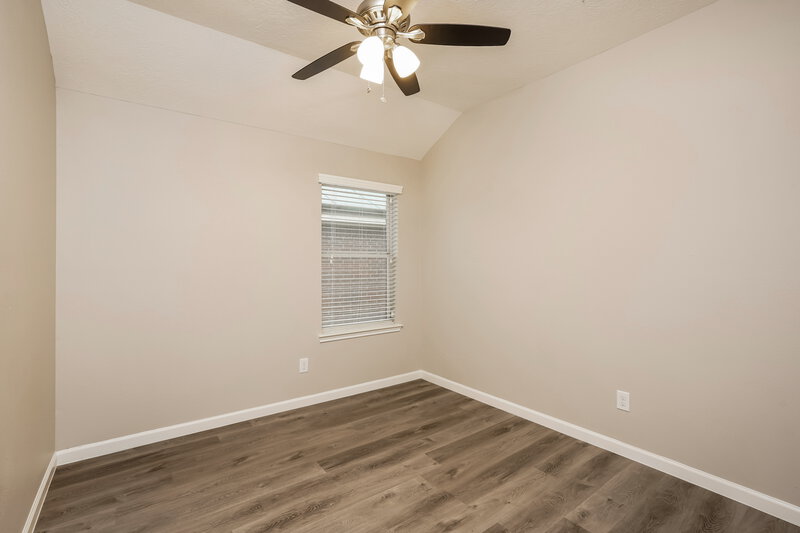 2,335/Mo, 7931 Branson Park Ln Humble, TX 77338 Bedroom View 3