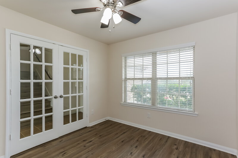 1,875/Mo, 13230 Chanel Dr Houston, TX 77044 Misc View 12