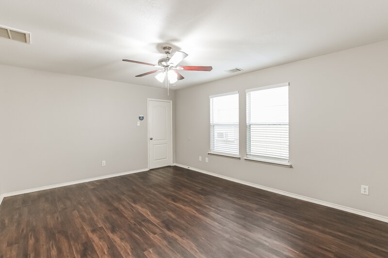2,165/Mo, 19547 Rippling Brook Ln Tomball, TX 77375 Bedroom View