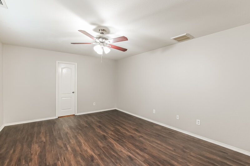 2,165/Mo, 19547 Rippling Brook Ln Tomball, TX 77375 Bedroom View 3