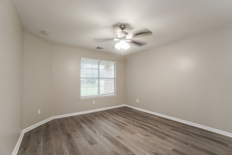 1,945/Mo, 4430 Amaryllis Ave Baytown, TX 77521 Bedroom View 4