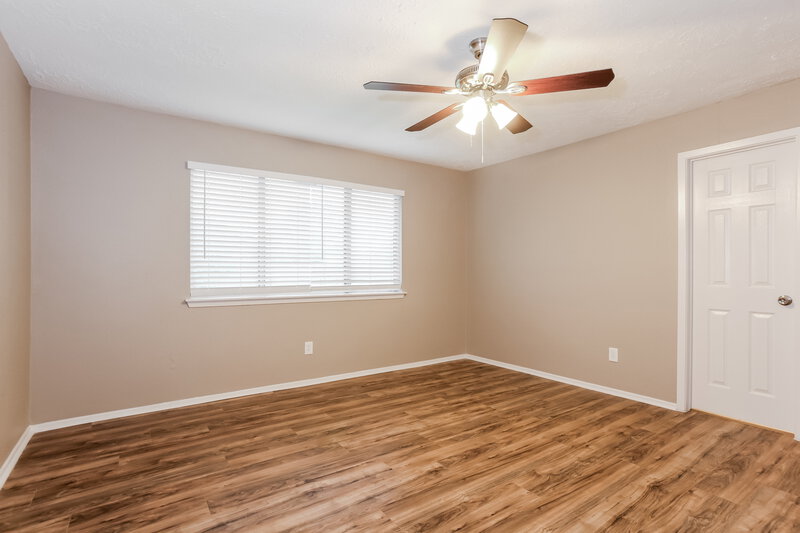 1,980/Mo, 8410 Lone Quail Dr Missouri City, TX 77489 Main Bedroom View 2
