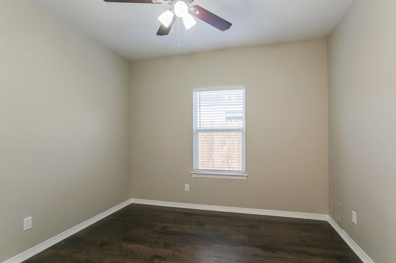 1,700/Mo, 21311 Sweet Grass Ln Tomball, TX 77375 Bedroom View 2